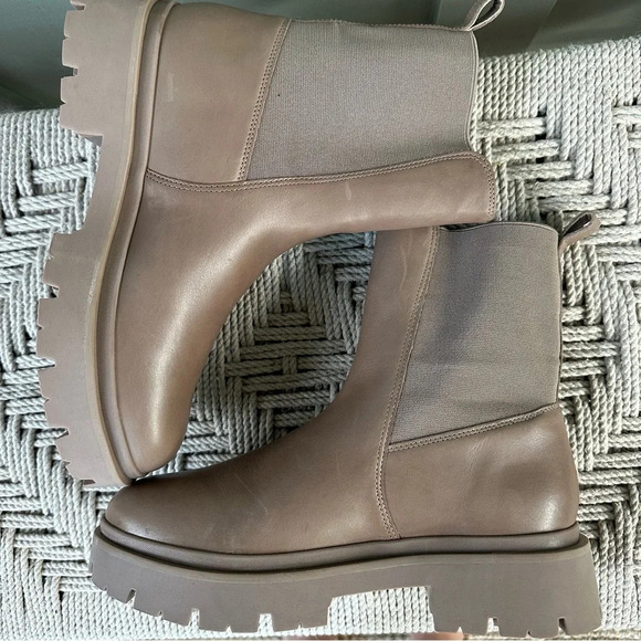 Schutz Billie Casual Bootie casual moccacino tan faux leather boots - Picture 4 of 8